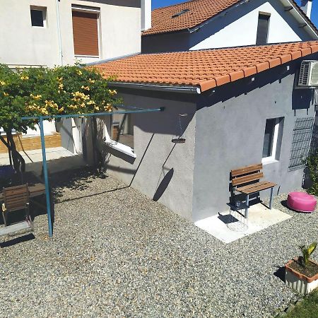 Studio 26 Vic-le-Comte Esterno foto